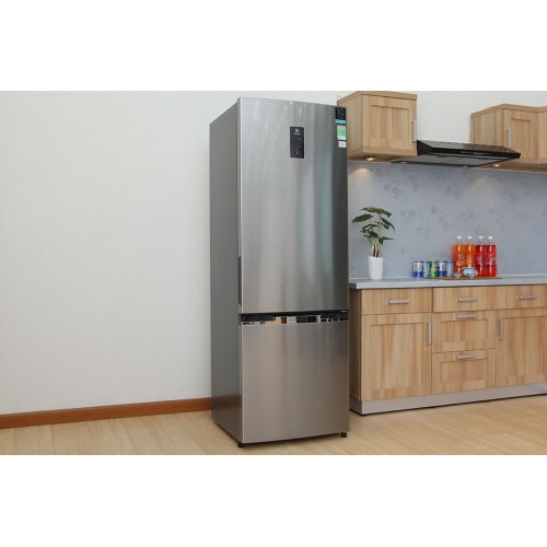 Tủ Lạnh Electrolux ETB3400HH 320 Lít